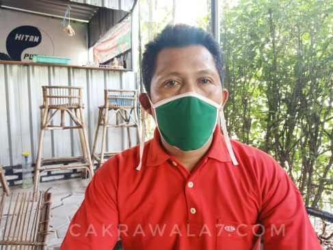 FOTO : Samuri Kepala Desa Karanglo Lor.