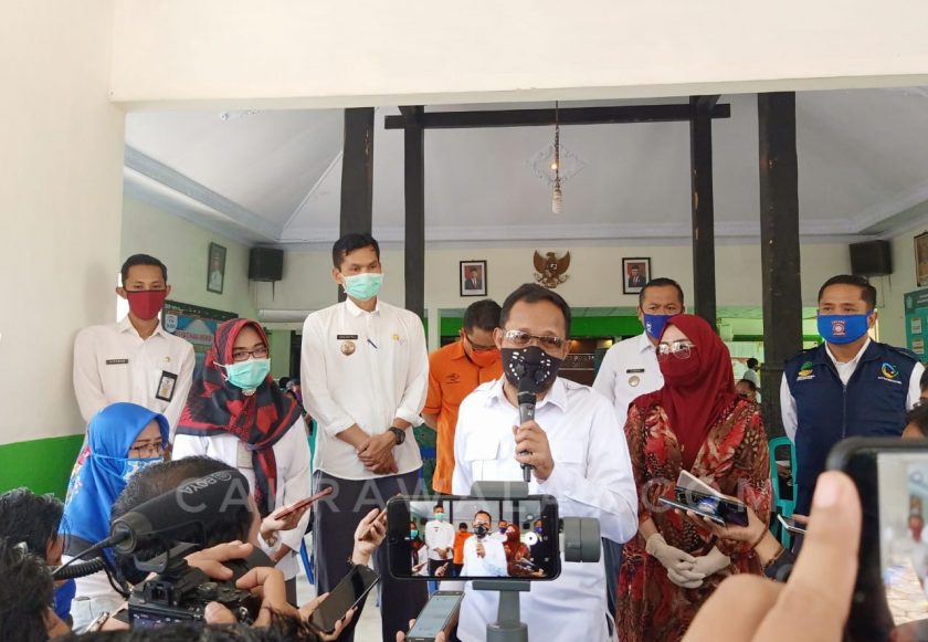 Foto : pernyataan Bupati Ponorogo Ipong Muchlissoni, jumlah santri yang akan segera menjalani tes cepat corona ini adalah 53 orang Foto : pernyataan Bupati Ponorogo Ipong Muchlissoni, jumlah santri yang akan segera menjalani tes cepat corona ini adalah 53 orang